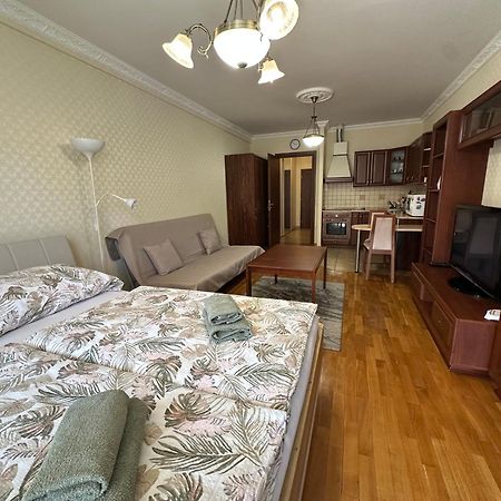 Apartment Julia In The Center Of Карлови Вари Екстериор снимка